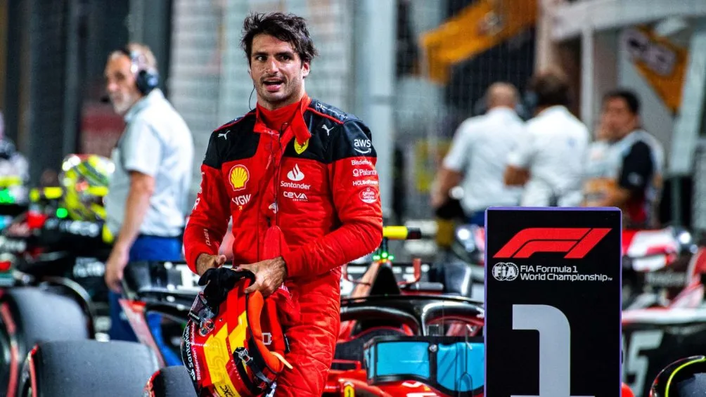 Carlos Sainz, piloto de Ferrari hasta final de temporada