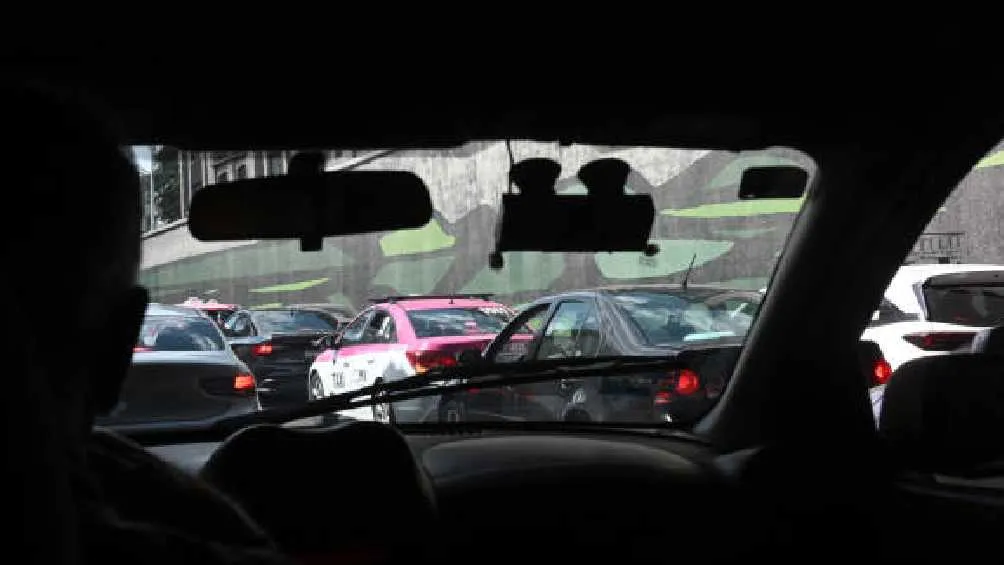 Las multas por no respetar la restricción vehicular son de más de 3 mil pesos.