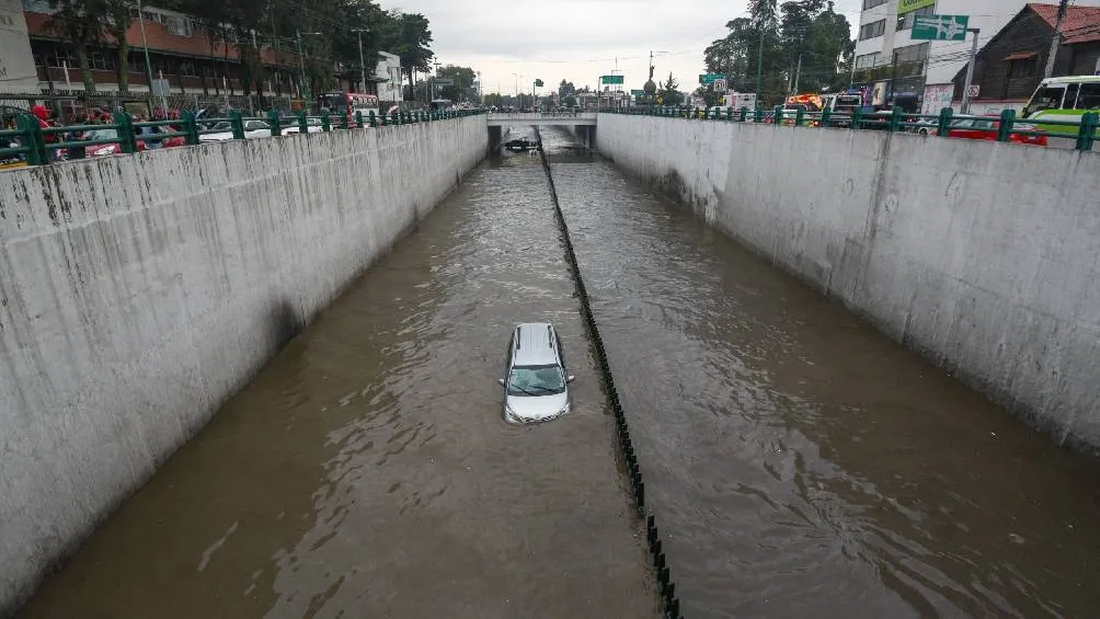 Reporte Indigo Las fuertes lluvias han provocado inundaciones, deslaves, encharcamientos en las alcaldías.