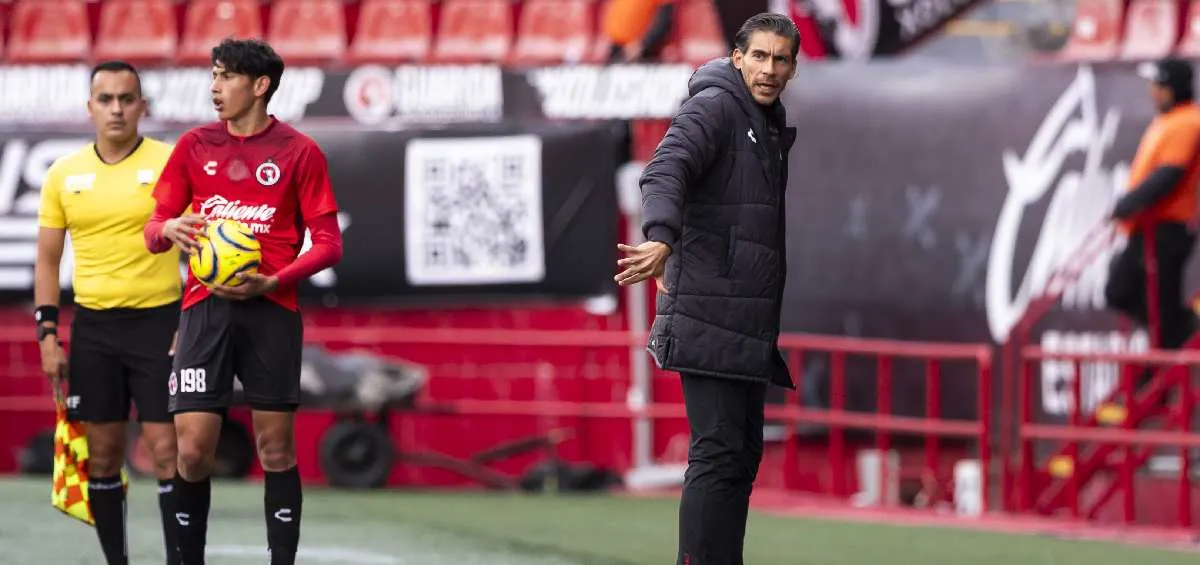 El auxiliar técnico no se guardó nada