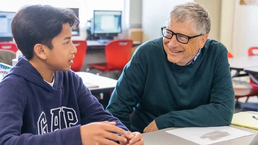 IG: @thisisbillgates Bill Gates es uno de los hombres más ricos del mundo y un filántropo.