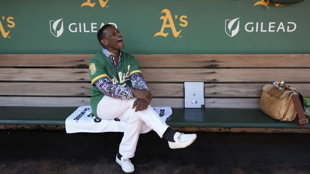 AP Ante los Rangers fue el último juego en el Colliseum