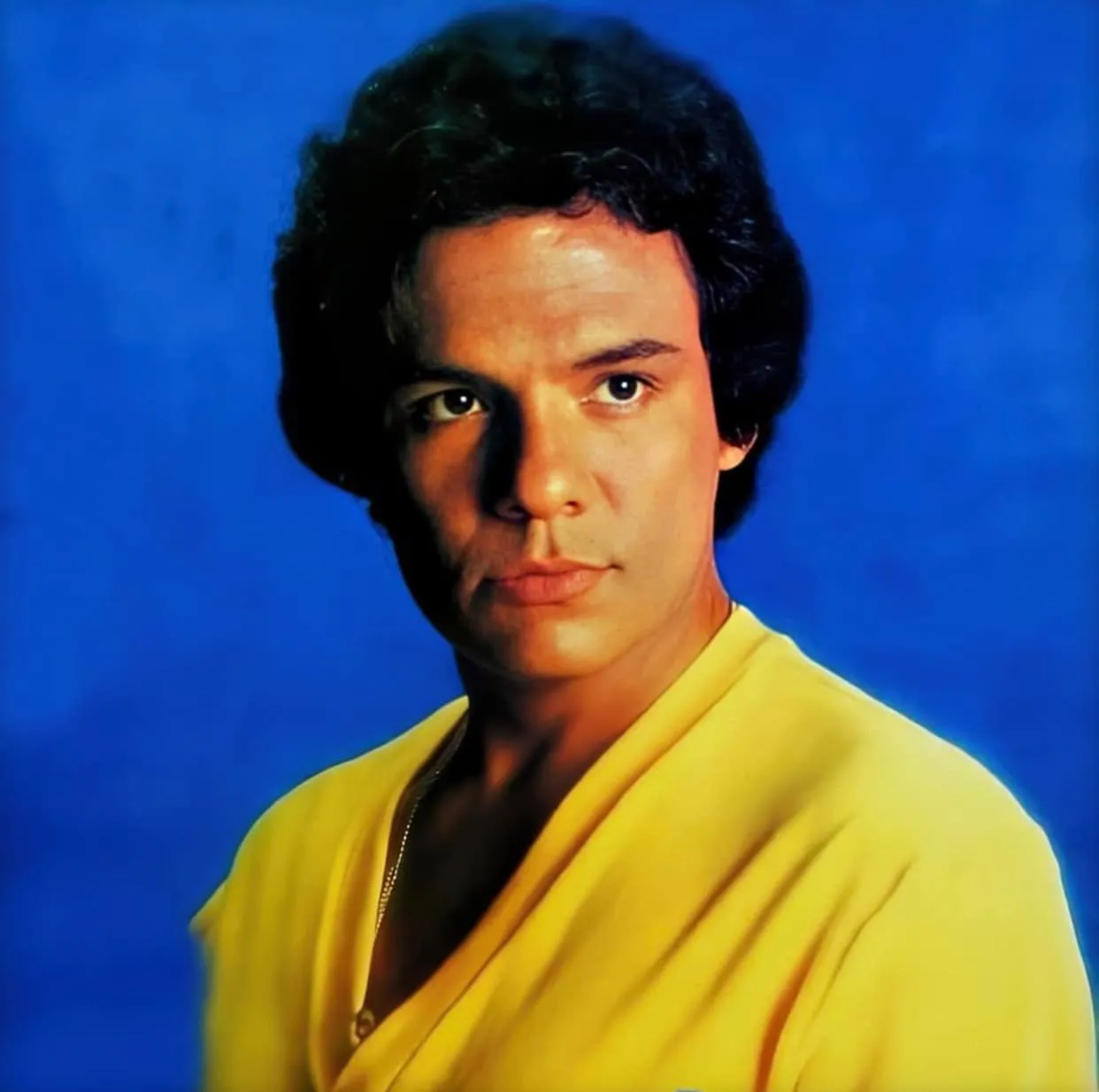 FB: @OficialJoseJose En los años 80, su salud se veía cada vez más comprometida.