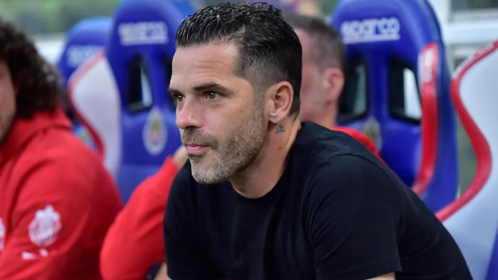 Fernando Gago tiene menos de un año en Chivas