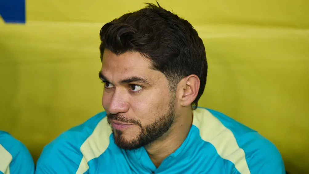 Henry Martín presentó molestias estomacales antes del partido