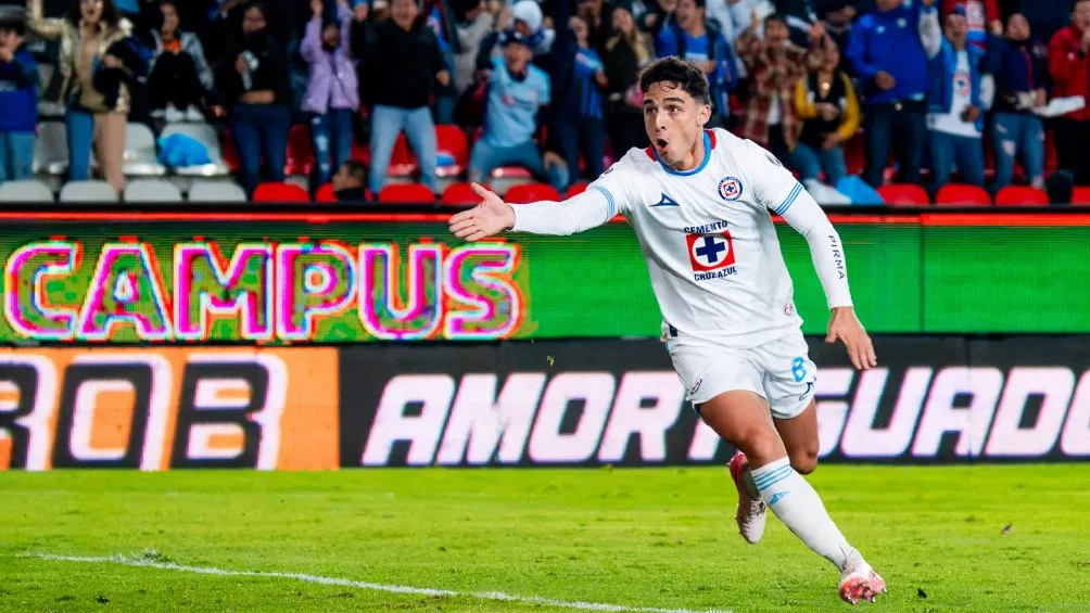 Cruz Azul sigue como líder del torneo