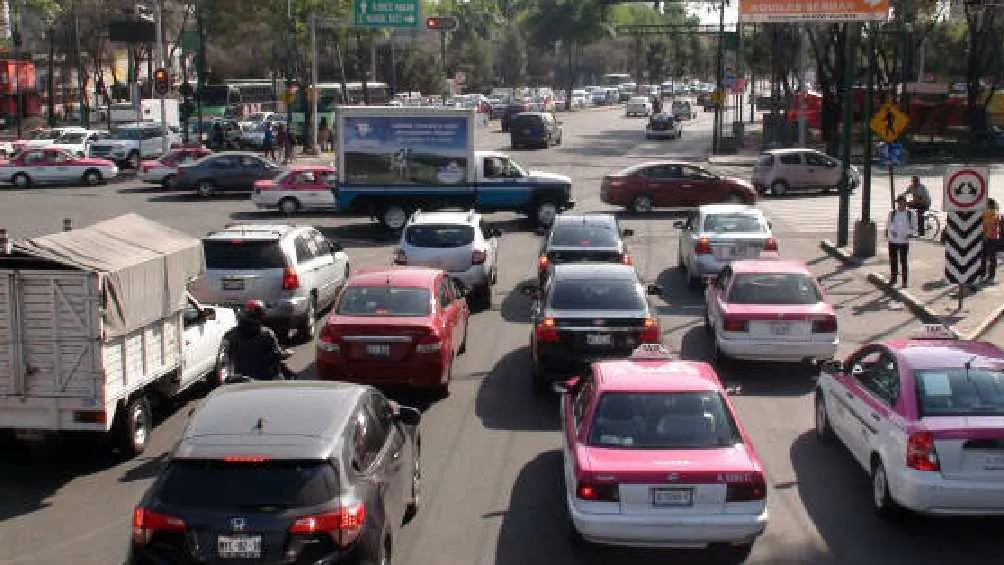 El Hoy No Circula aplica de lunes a sábado en CDMX y Edomex.