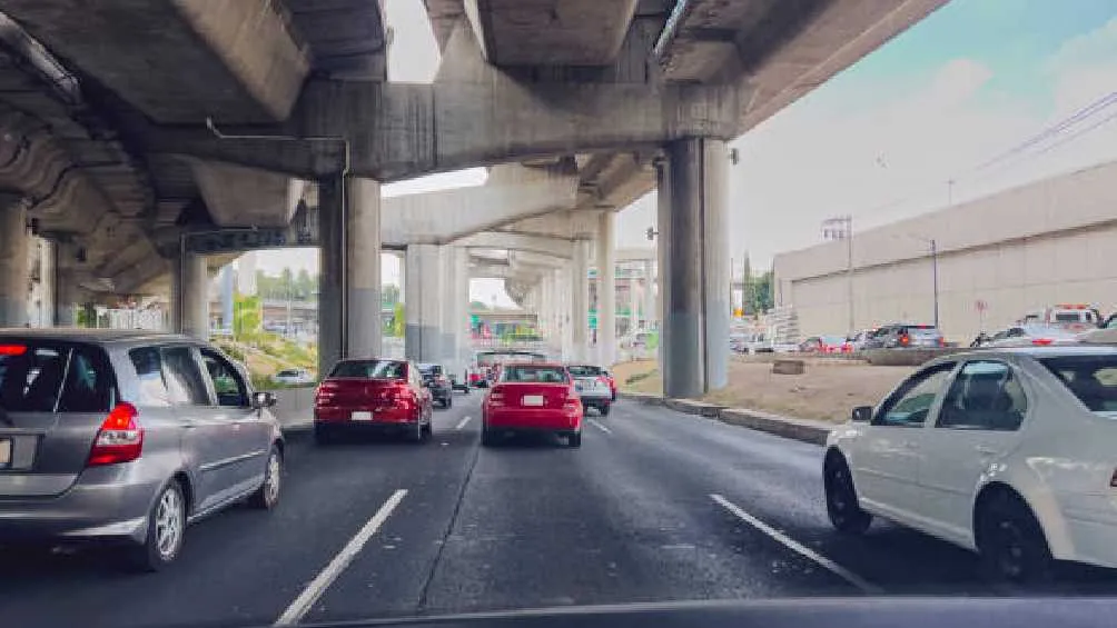 Evita multas de tránsito, las cuales pueden ser superiores a los 3 mil pesos.