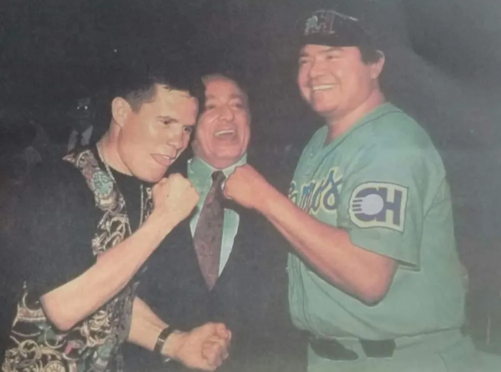 Valenzuela, Julio César Chávez y José Sulaimán juntos
