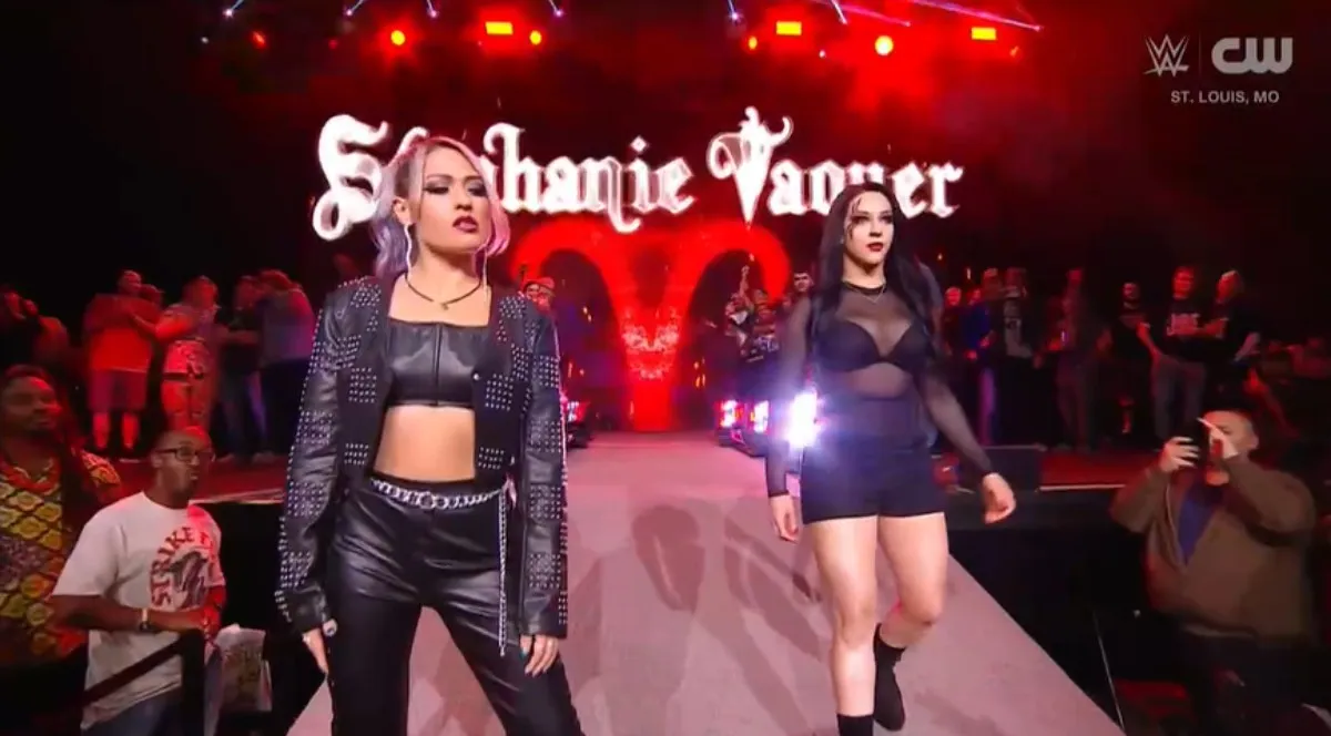 Momentos de su entrada