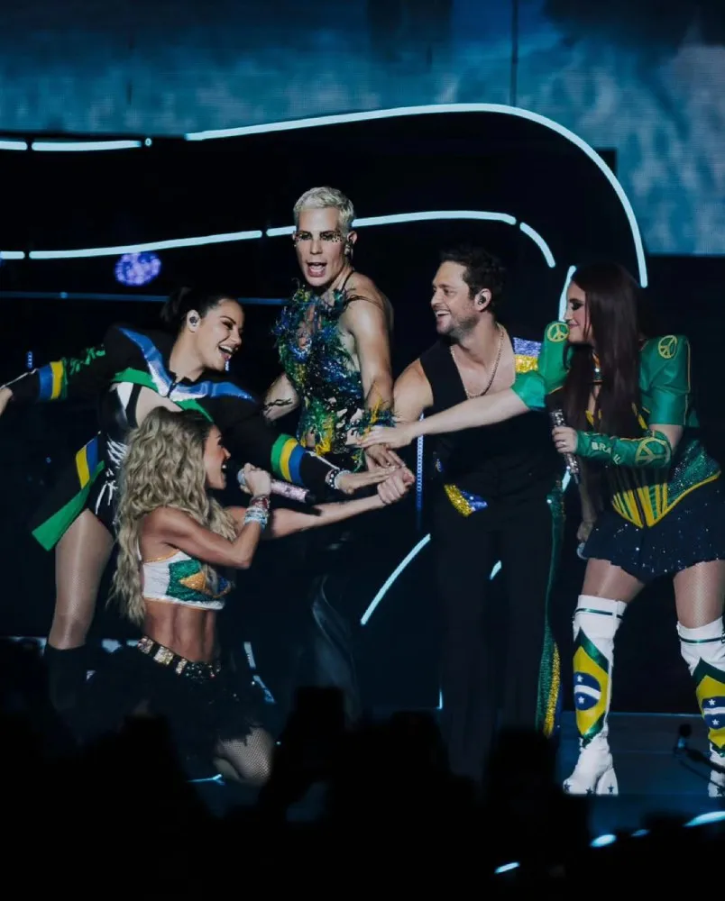 FB: @RBDMusicaOficial RBD logró recuperar más de 5 millones de dólares.