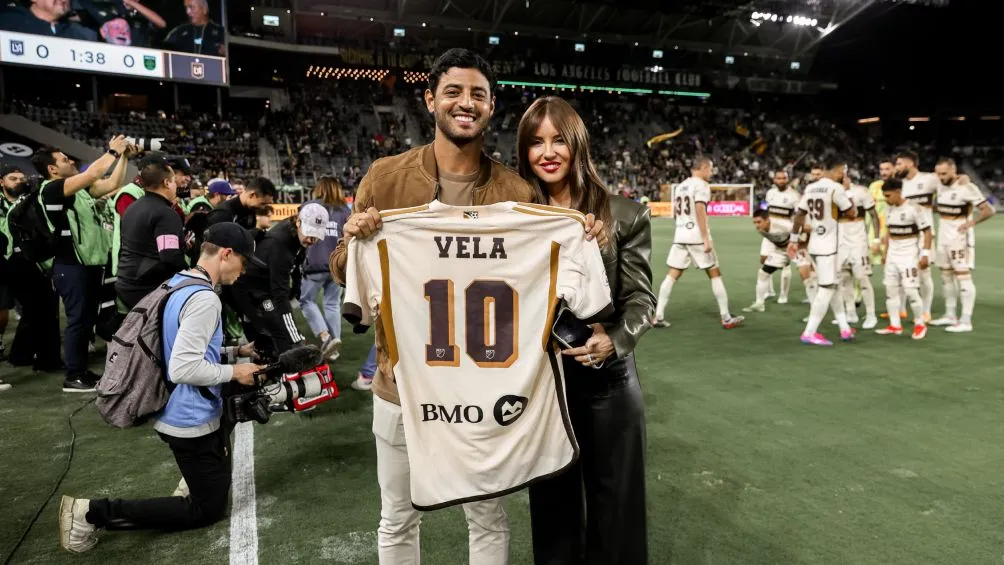 Vela regresó con LAFC pero no ha jugado