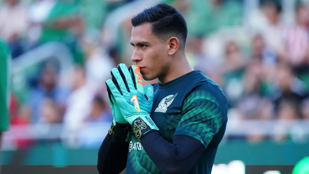 IMAGO7 Malagón pelea por el puesto titular en el Tri