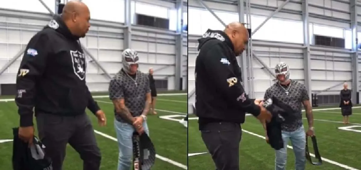 X:WWE Visita a los Raiders