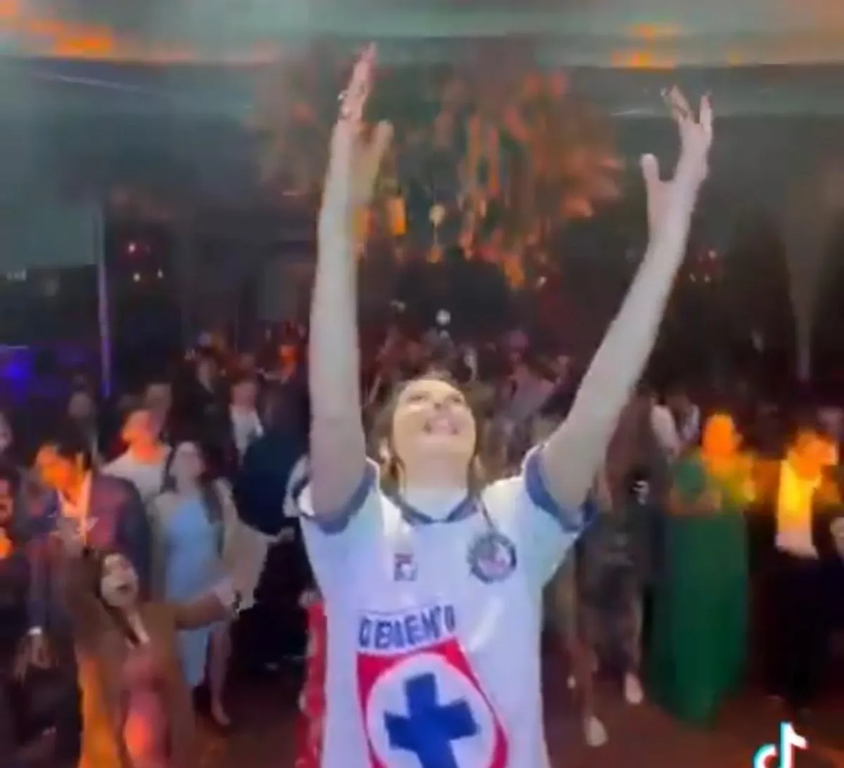 CAPTURA DE PANTALLA: X