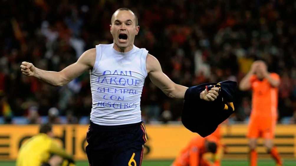 AP Iniesta festeja anotación en la Final del Mundial en 2010