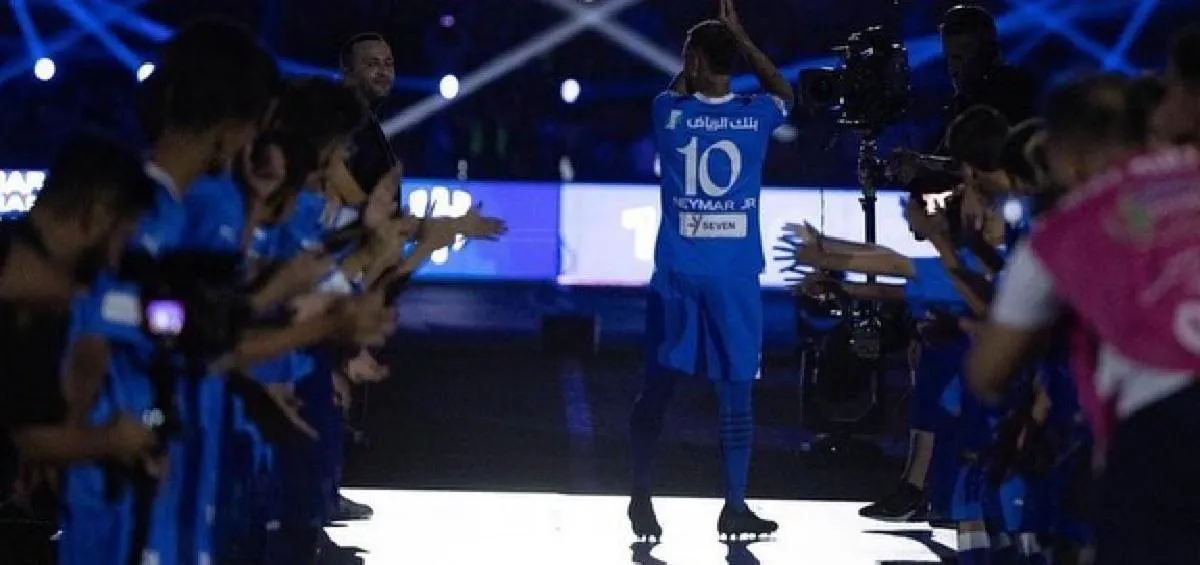 X:neymarjr Neymar está de regreso