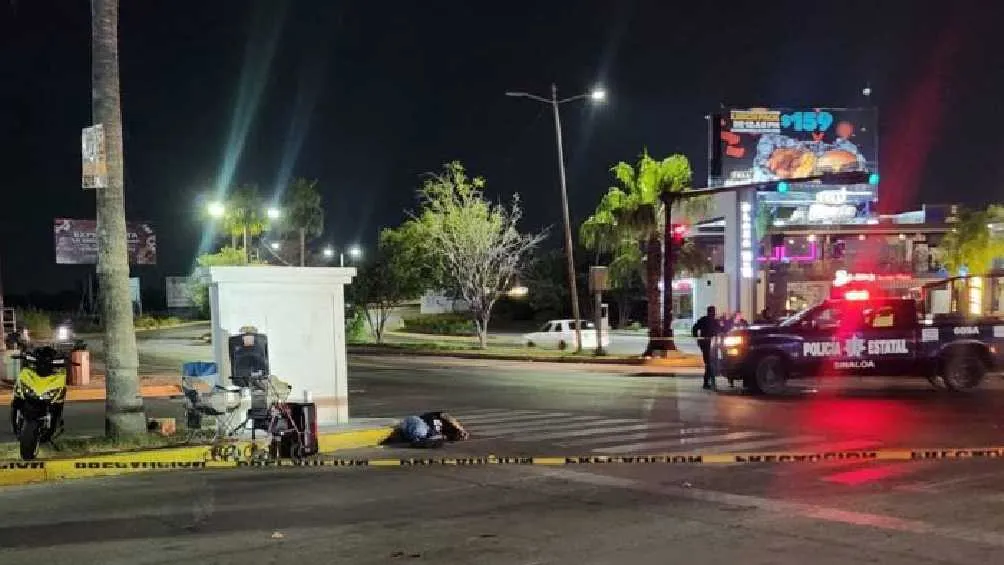 El cuerpo sin vida del tiktoker quedó sobre el asfalto.