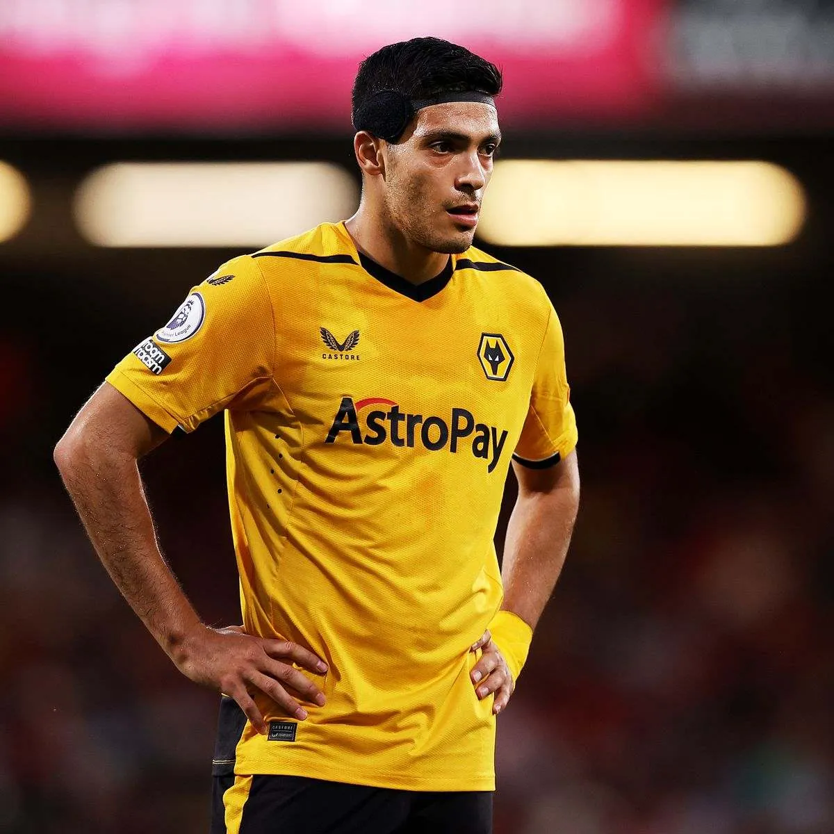 El delantero en partido