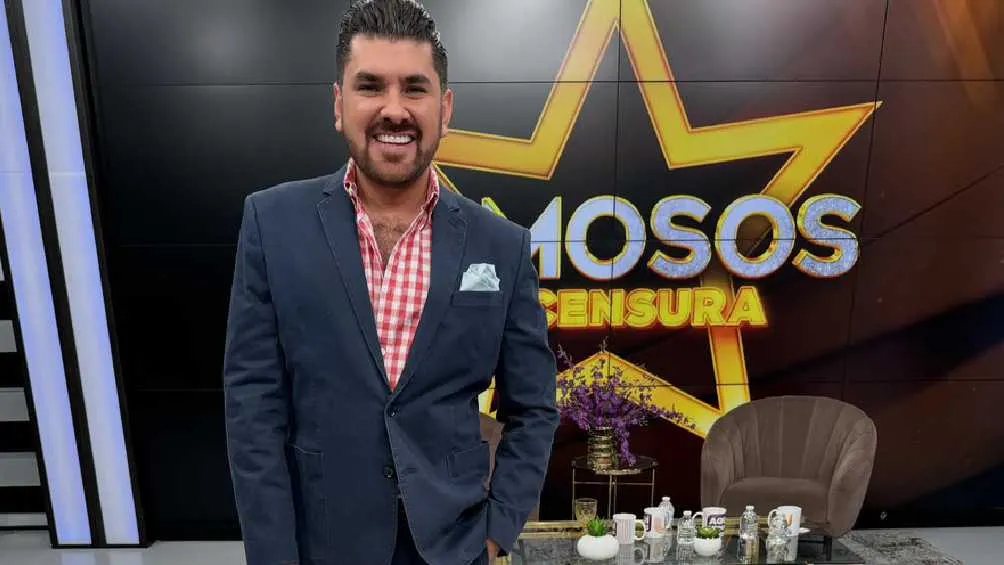 El periodista Michelle Rubalcava asegura que René pagó al youtuber por la entrevista.