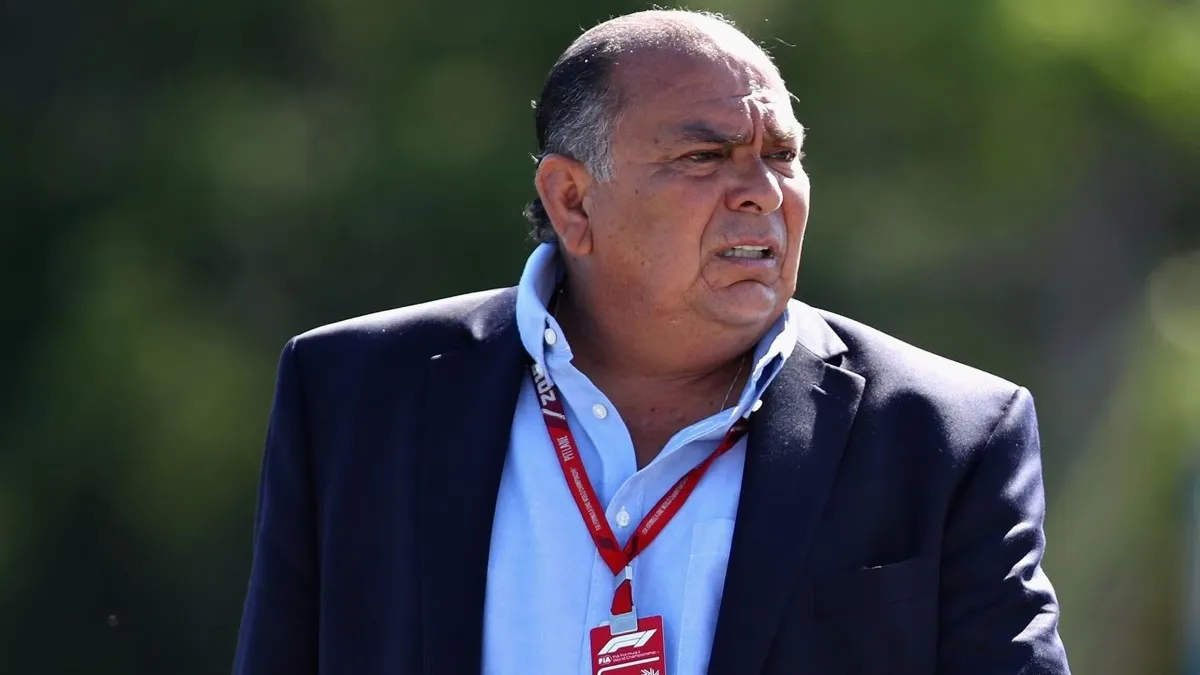 CAPTURA DE PANTALLA: X Pérez Garibay