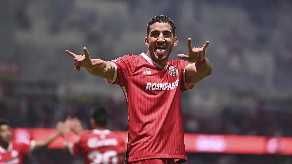 IMAGO7 Se acercan al líder