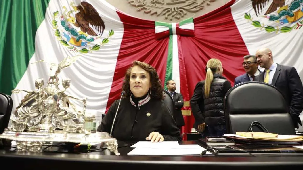 La legisladora recibió muchas críticas en redes sociales por su error.