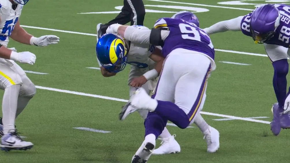 TWITTER: @NFL Imágenes del Rams vs Vikings