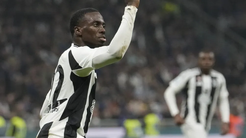 Juve remontó en los últimos minutos