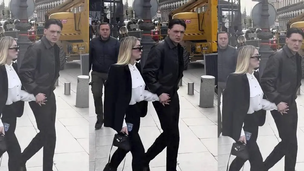 "X"@rayone Fueron captados de la mano en la ciudad del amor.