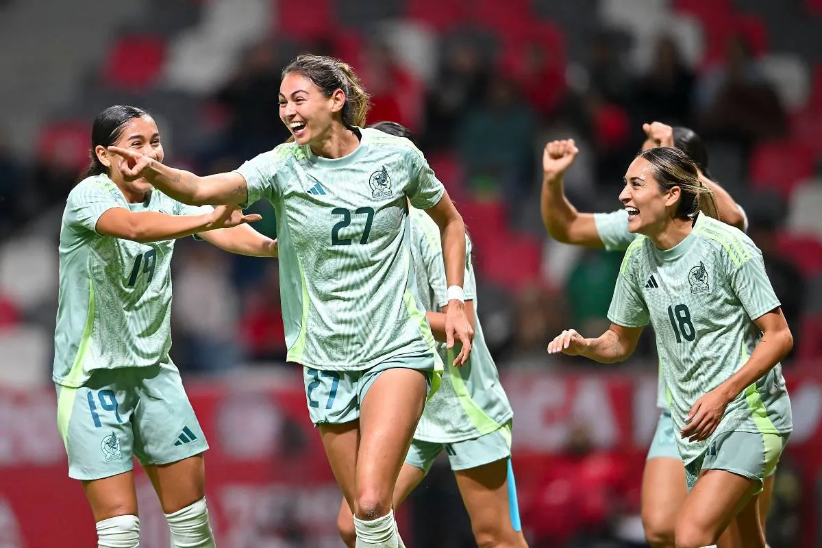 Festejo de las mexicanas