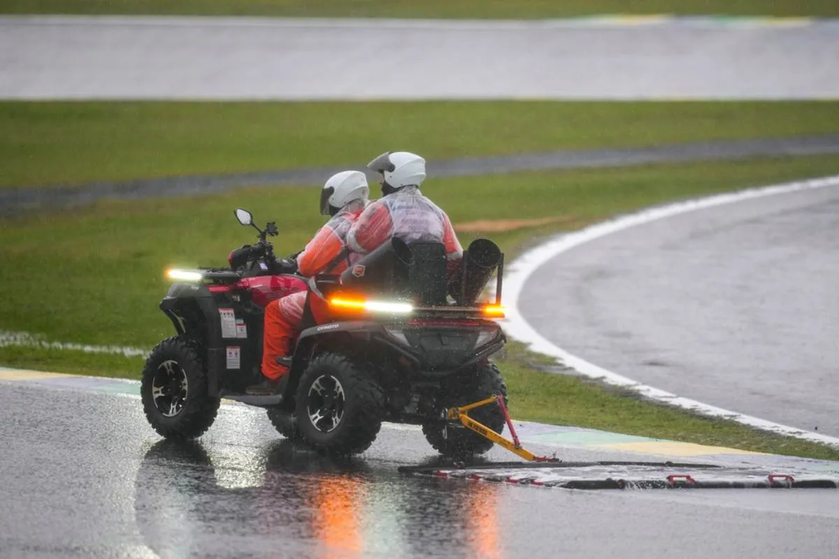 Dirección de carrera postergó mucho el inicio de la sesión