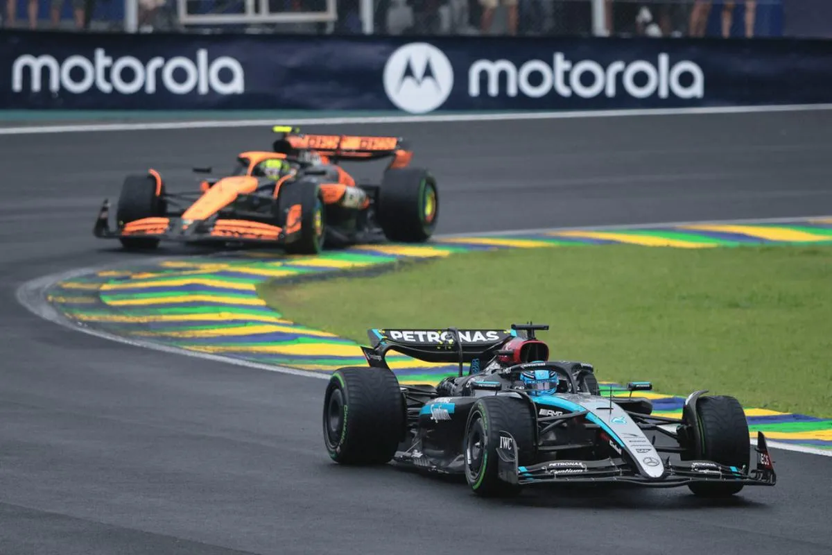 AP Russell fue otro de los pilotos que salió pese a la advertencia