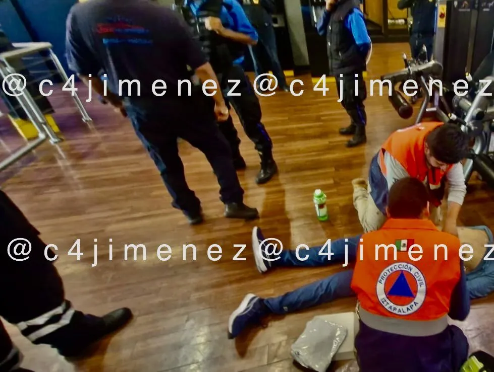 El hombre de 74 años fue atendido por paramédicos de la zona.