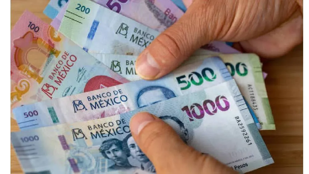 Pixabay El aguinaldo constituye un derecho de los trabadores en México. |