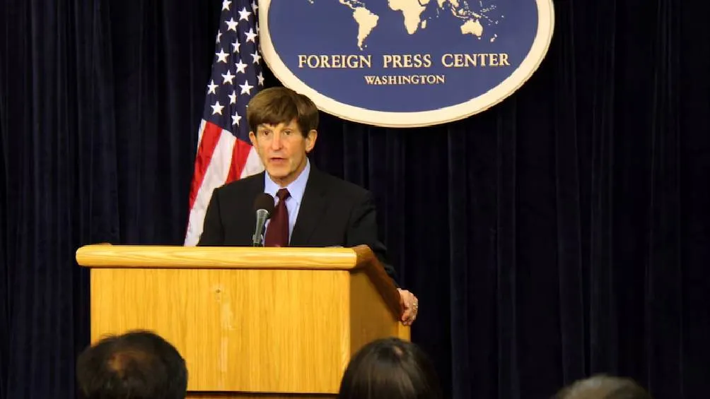 EFE Lichtman es un historiador estadounidense reconocido por su sistema de predicción de elecciones presidenciales en los Estados Unidos.