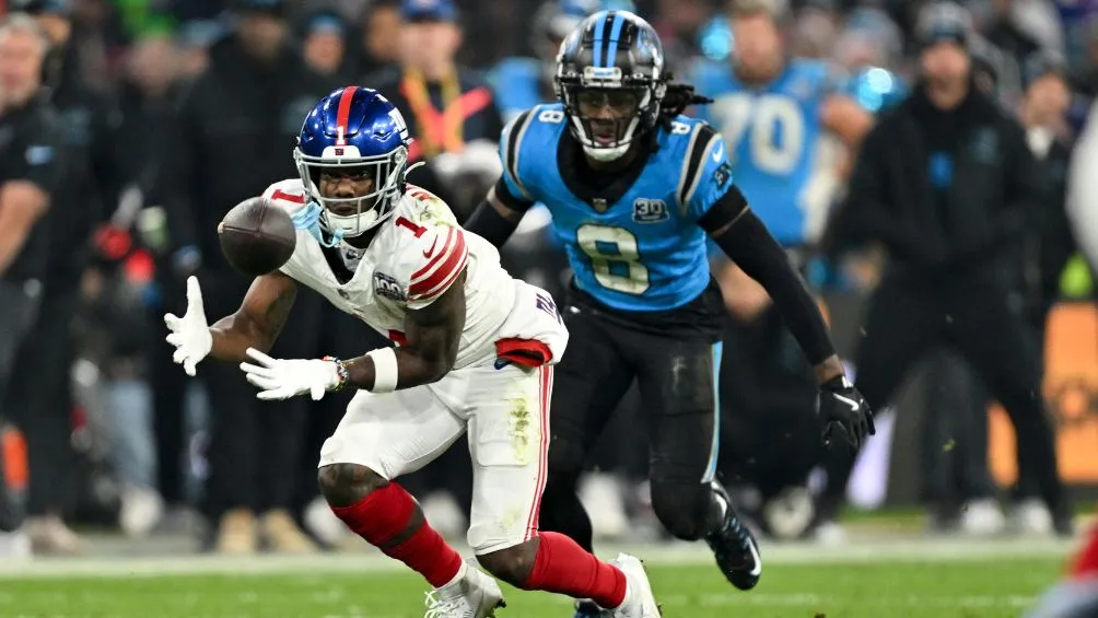 AP Imágenes del duelo entre Panthers y Giants