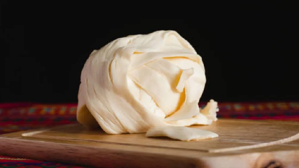 Pixabay La Profeco realizó un estudio para diferenciar entre el queso auténtico y el "queso de plástico"