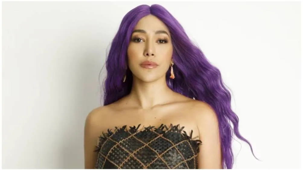 Redes Sociales Farina reacciona a la colaboración de +57.