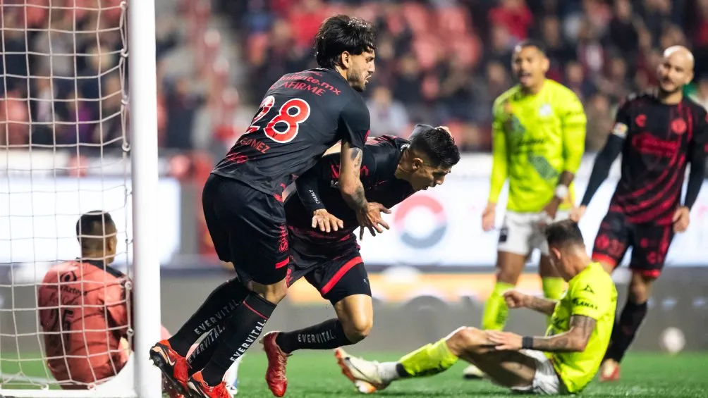 Xolos remontó y ganó 2-1