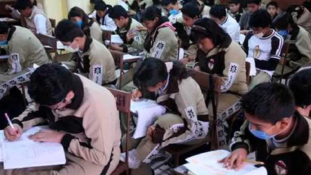 En la Ciudad de México son varias las Secundarias que no tienen turno vespertino.