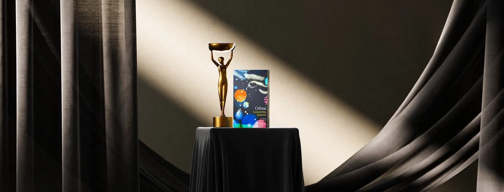 Redes Sociales El libro 'Orbital' se empezó a escribir en la pasada pandemia.