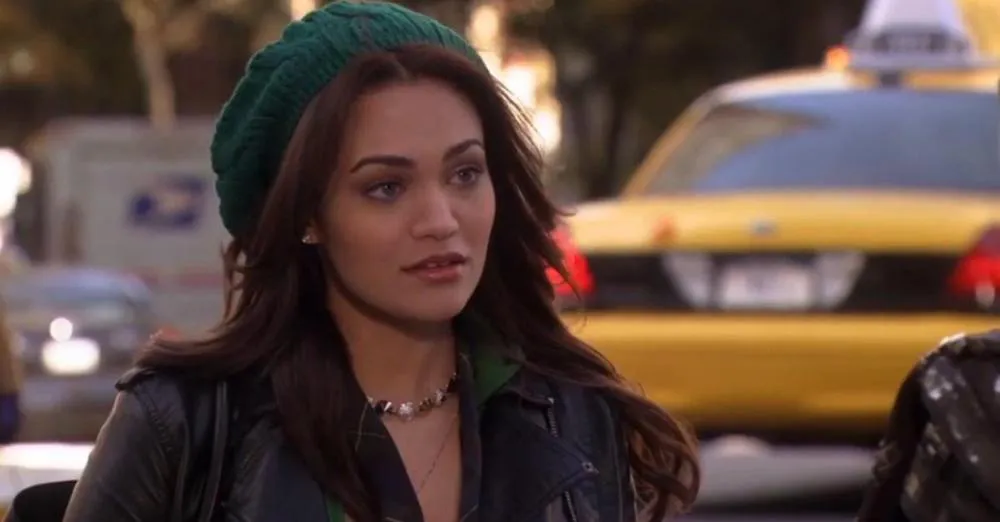Redes Sociales Chanel Maya Bank fue parte del elenco de 'Gossip Girl'.