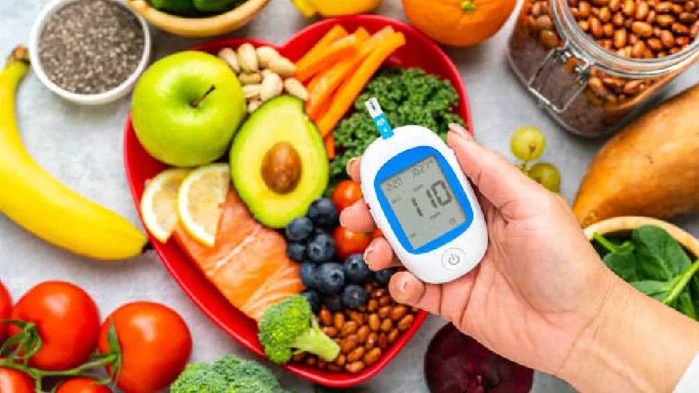 La alimentación con base en frutas y verduras es lo más recomendable para evitar esta enfermedad.