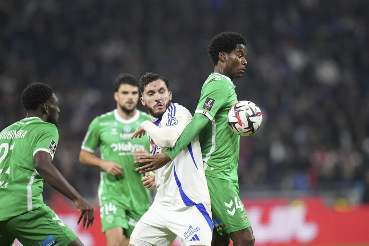 Lyon se encuentra en una situación delicada por la situación financiera