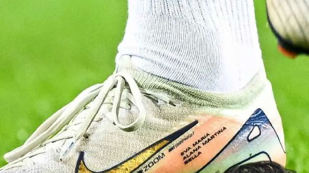 CAPTURA DE PANTALLA TWITTER Tuvo el nombre de su hija