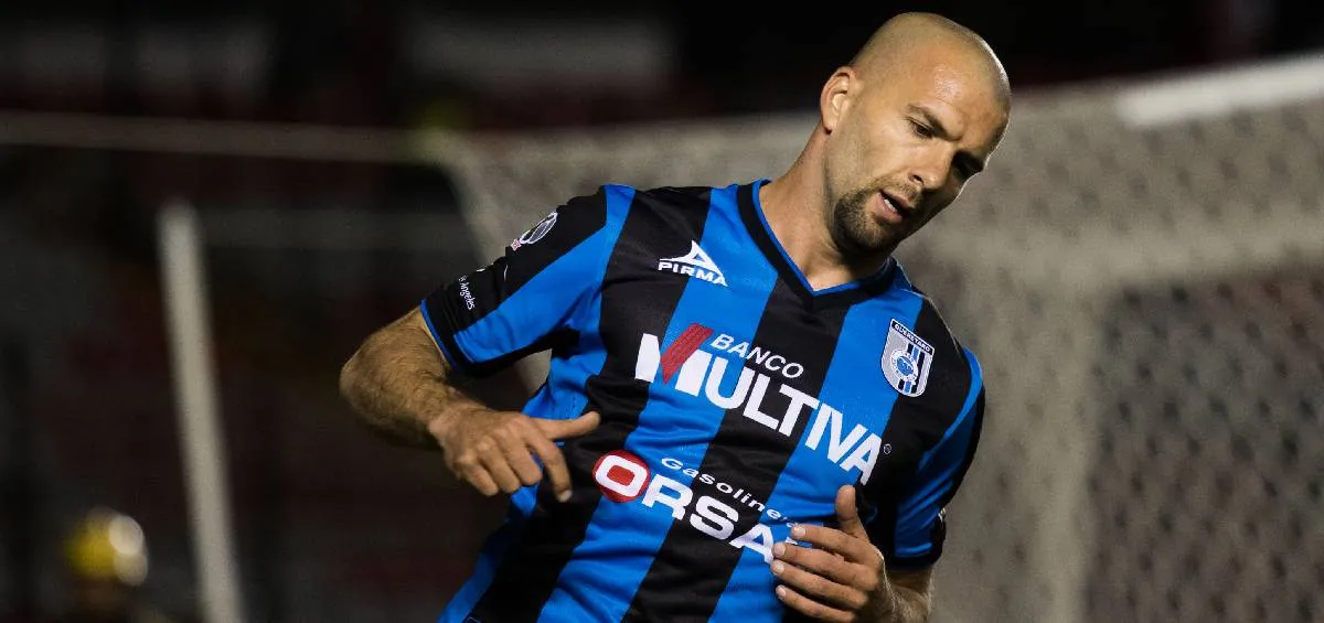 IMAGO7 Villa en Gallos Blancos