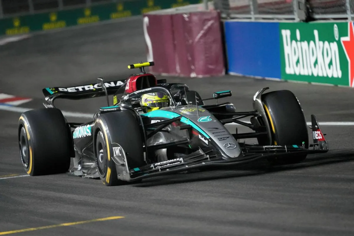 Hamilton fue la figura al remontar ocho lugares
