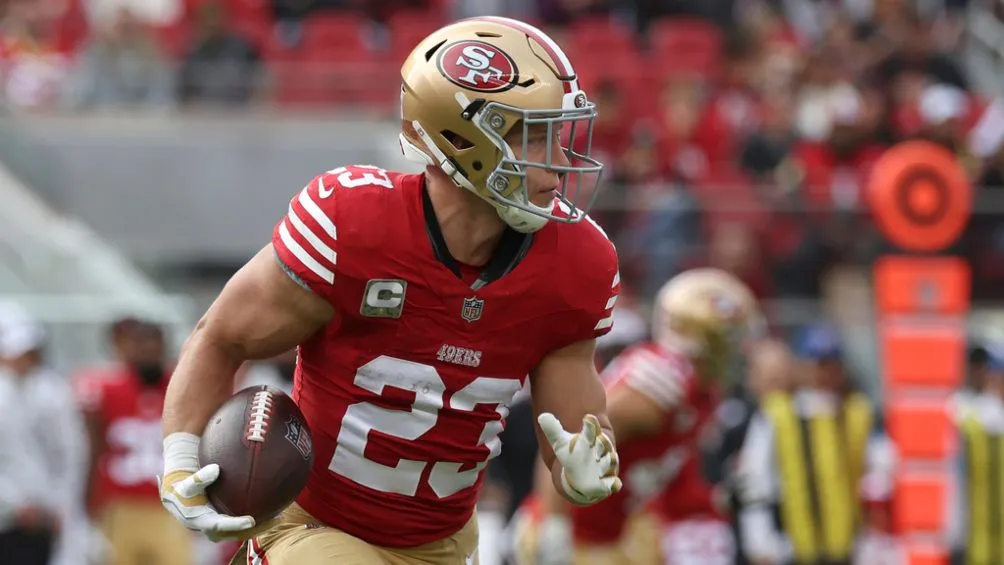 AP Christian McCaffrey comandará la ofensiva de 49ers