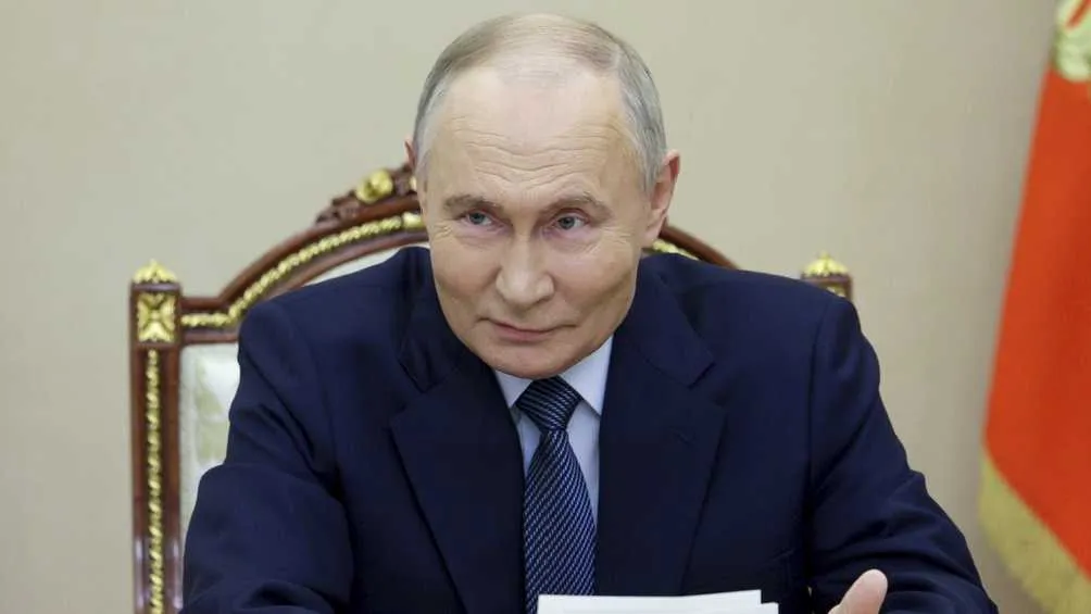 El Presidente Vladimir Putin firmó este decreto en búsqueda de sumar soldados.